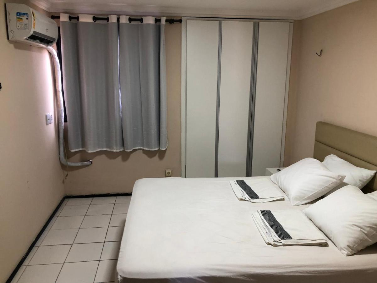 Em Ii Apartment